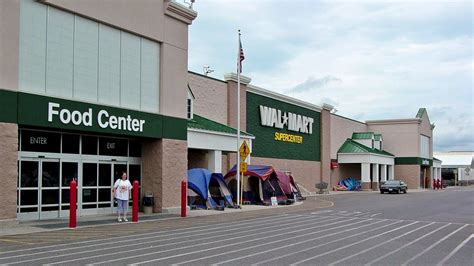 Walmart bonsack - OPEN until 12:00 AM. 3970 Valley Gateway Blvd Roanoke, VA 24012 540–977–6480.